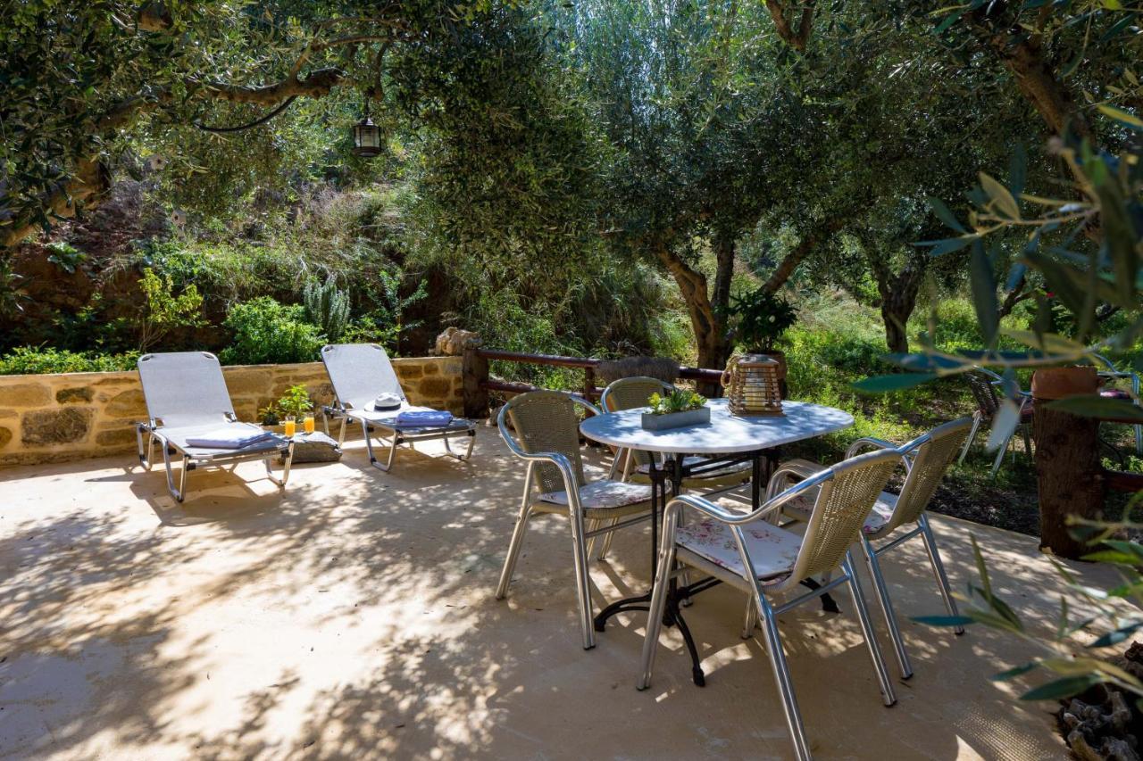 Kondomarion The Olive Houseヴィラ エクステリア 写真